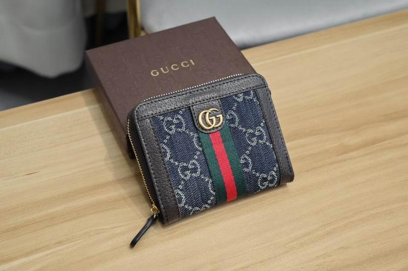 Gucci Wallets 71